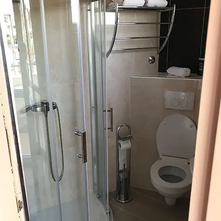 Ivo Guest house
